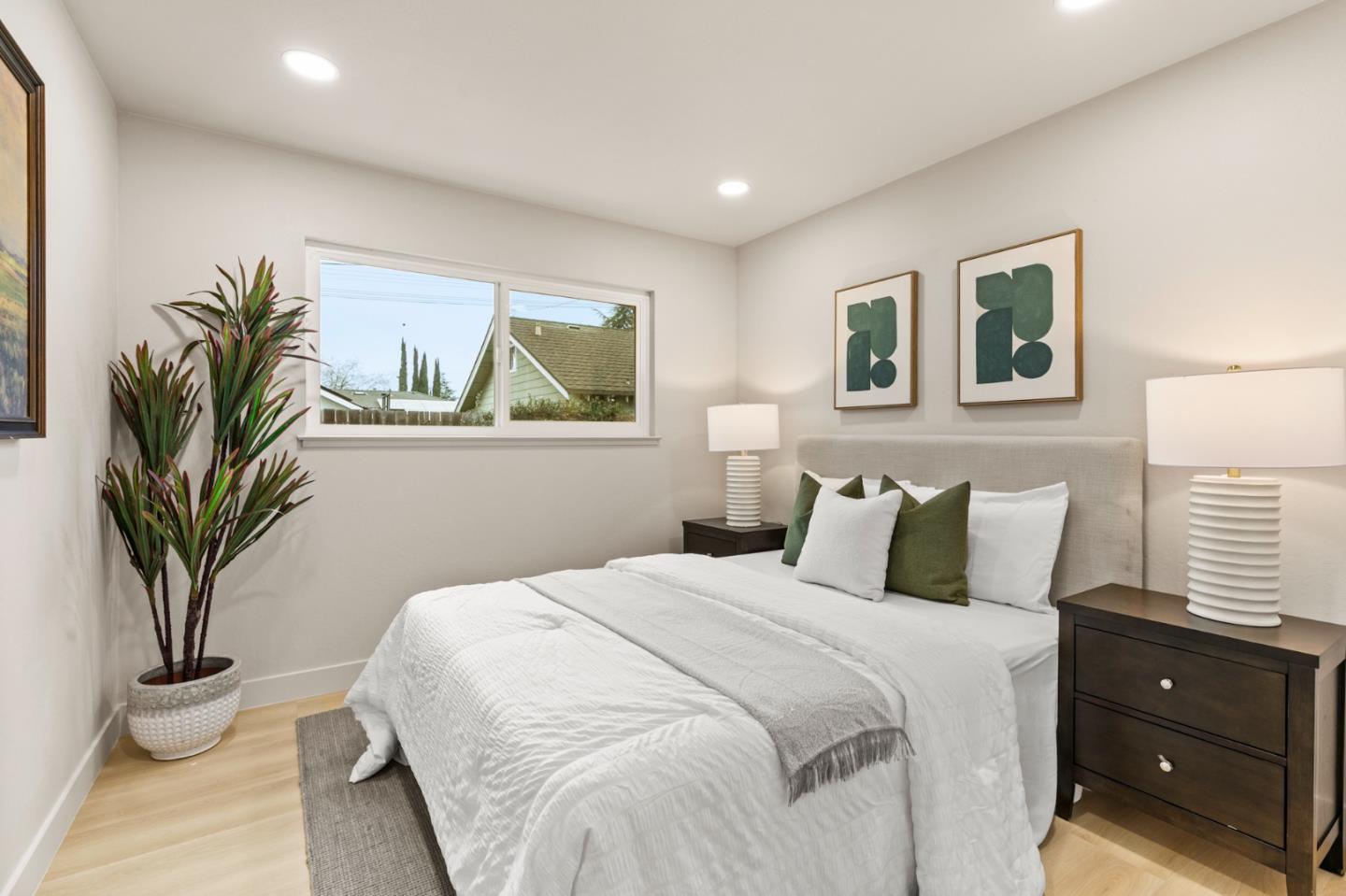 Detail Gallery Image 12 of 17 For 832 Mary Ct, Campbell,  CA 95008 - 3 Beds | 2 Baths