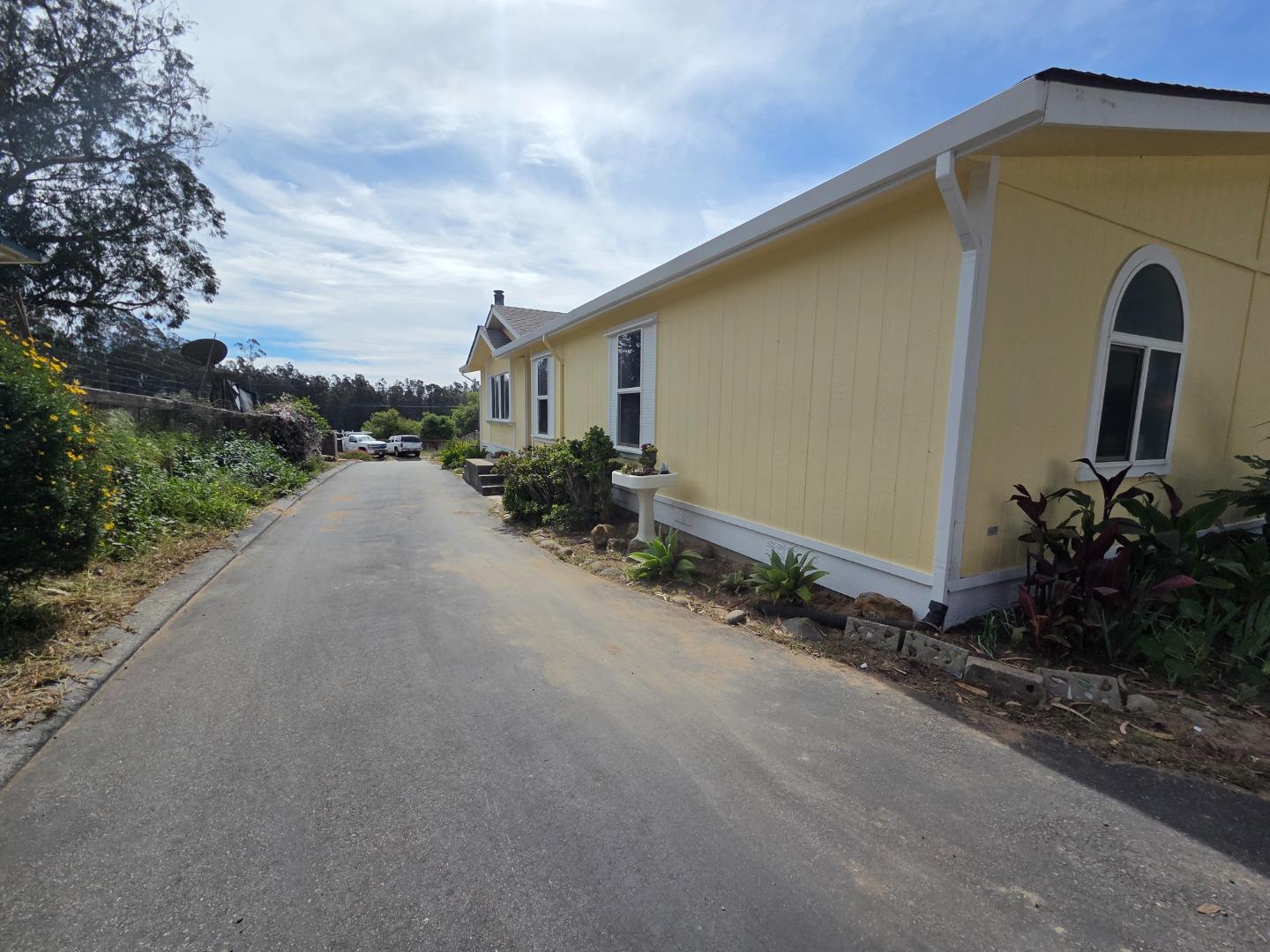 Detail Gallery Image 21 of 26 For 17105 Wilson, Royal Oaks,  CA 95076 - 4 Beds | 2 Baths