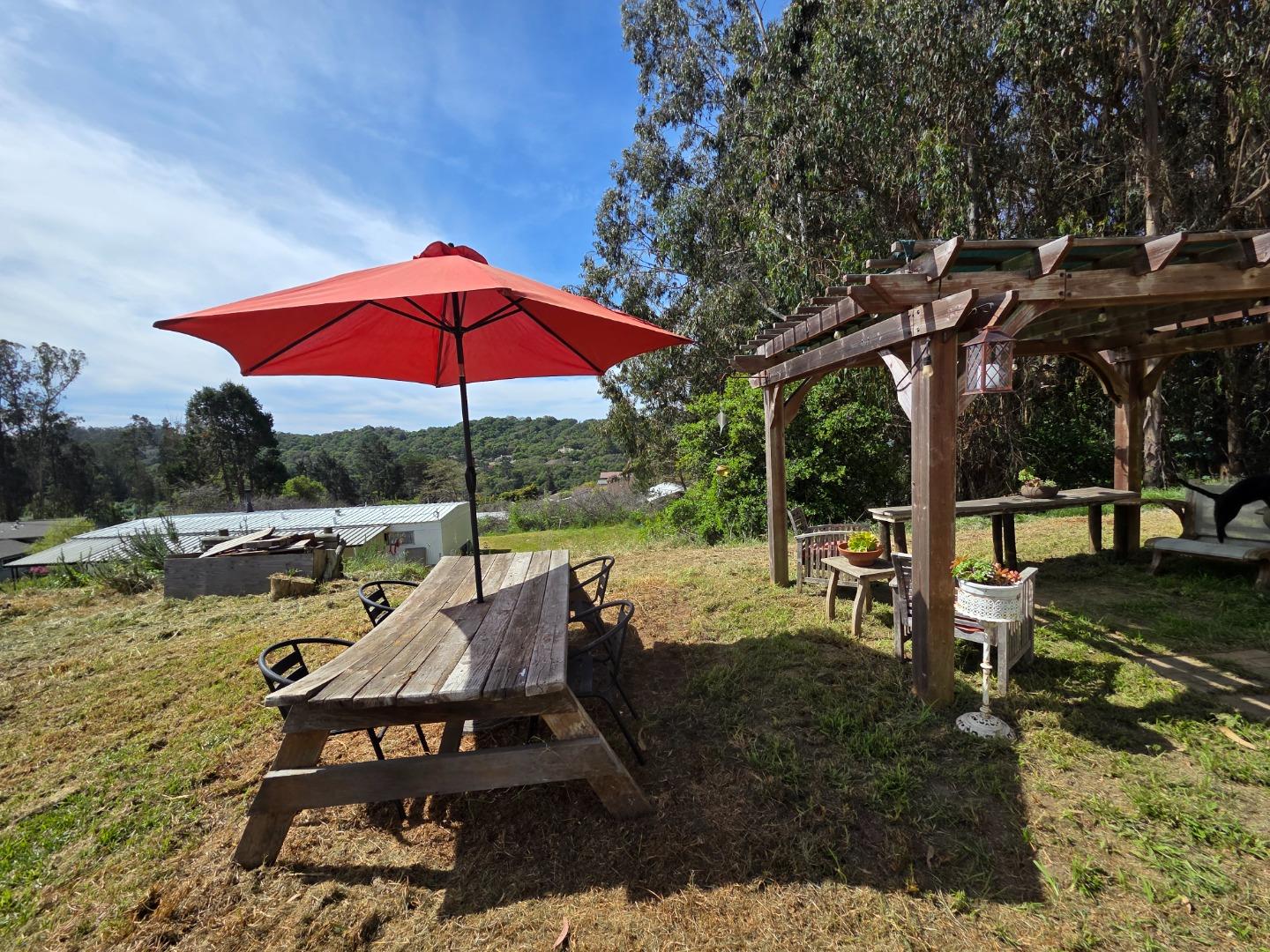 Detail Gallery Image 29 of 53 For 17105 Wilson, Royal Oaks,  CA 95076 - 4 Beds | 2 Baths