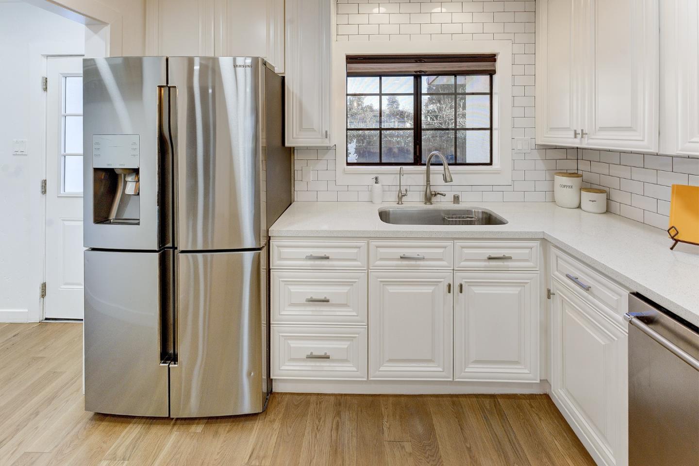 Detail Gallery Image 12 of 53 For 4034 Holly Dr, San Jose,  CA 95127 - 3 Beds | 3 Baths