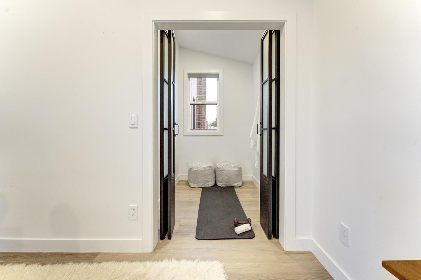 Detail Gallery Image 31 of 53 For 4034 Holly Dr, San Jose,  CA 95127 - 3 Beds | 3 Baths