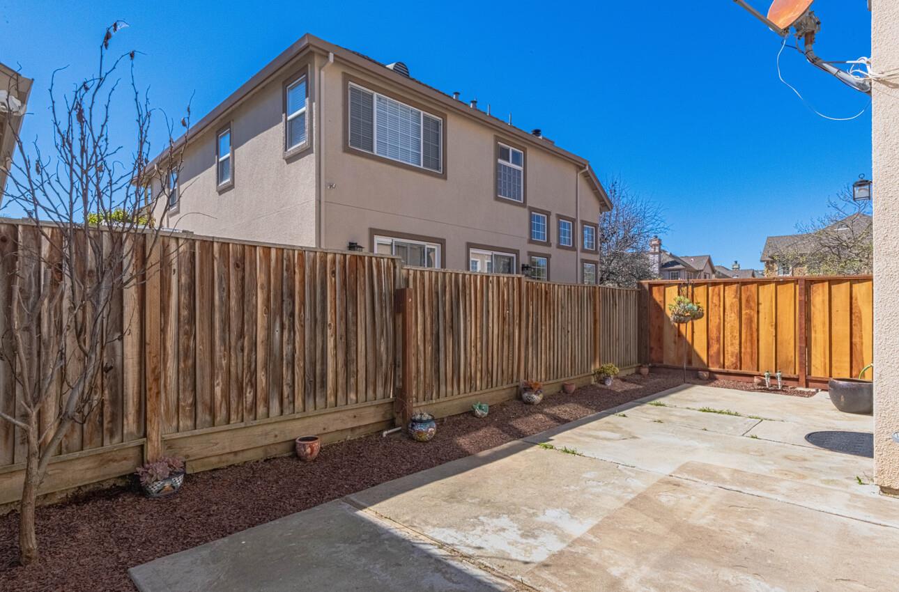 Detail Gallery Image 10 of 25 For 980 Longfellow Dr, Salinas,  CA 93906 - 3 Beds | 2/1 Baths