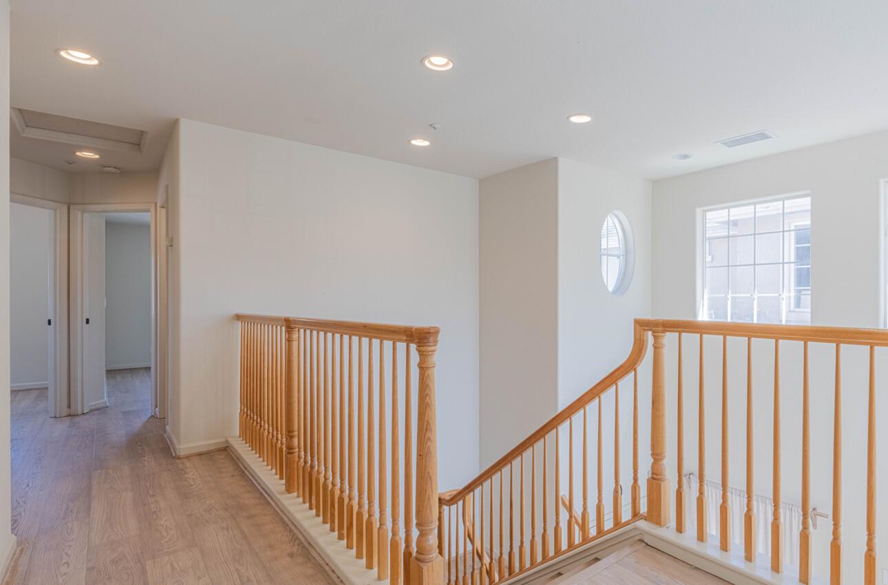 Detail Gallery Image 18 of 25 For 980 Longfellow Dr, Salinas,  CA 93906 - 3 Beds | 2/1 Baths