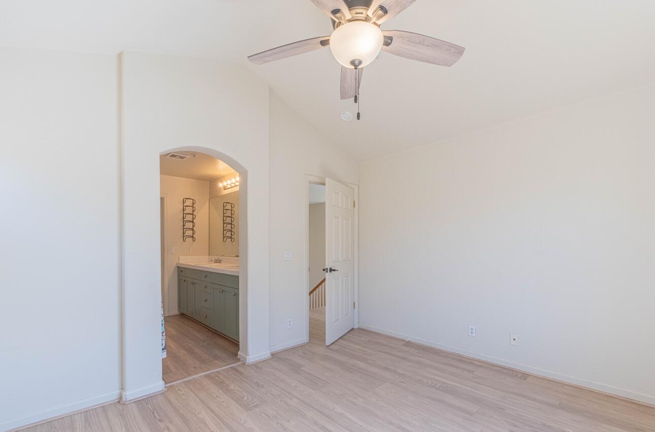 Detail Gallery Image 20 of 25 For 980 Longfellow Dr, Salinas,  CA 93906 - 3 Beds | 2/1 Baths