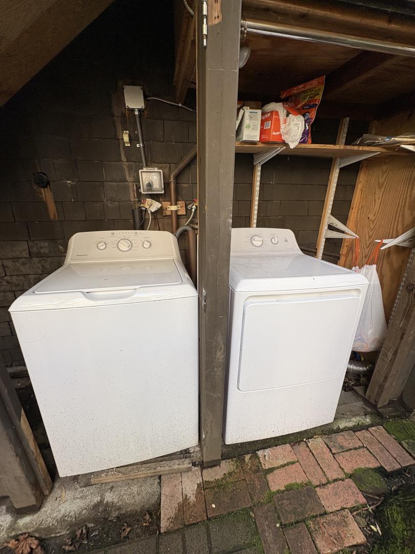 Detail Gallery Image 9 of 9 For 2629 Piedmont Ave #E,  Berkeley,  CA 94704 - 1 Beds | 1 Baths