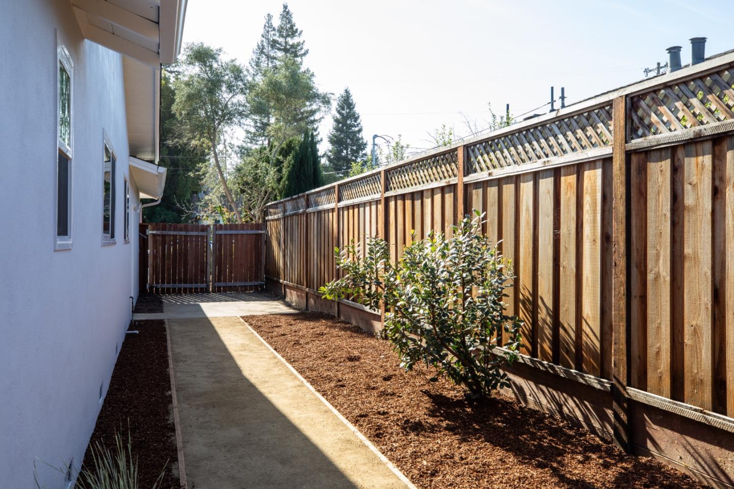 Detail Gallery Image 30 of 32 For 833 Hierra Ct, Los Altos,  CA 94024 - 3 Beds | 2 Baths