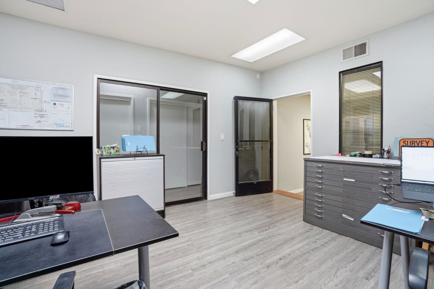 Detail Gallery Image 17 of 27 For 871 Woodside Way, San Mateo,  CA 94401 - – Beds | – Baths