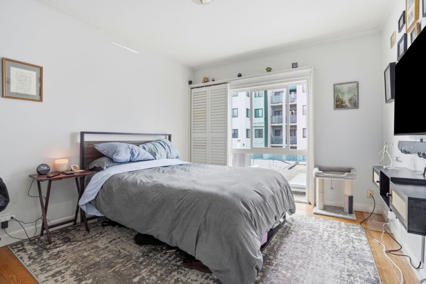 Detail Gallery Image 19 of 27 For 871 Woodside Way, San Mateo,  CA 94401 - – Beds | – Baths