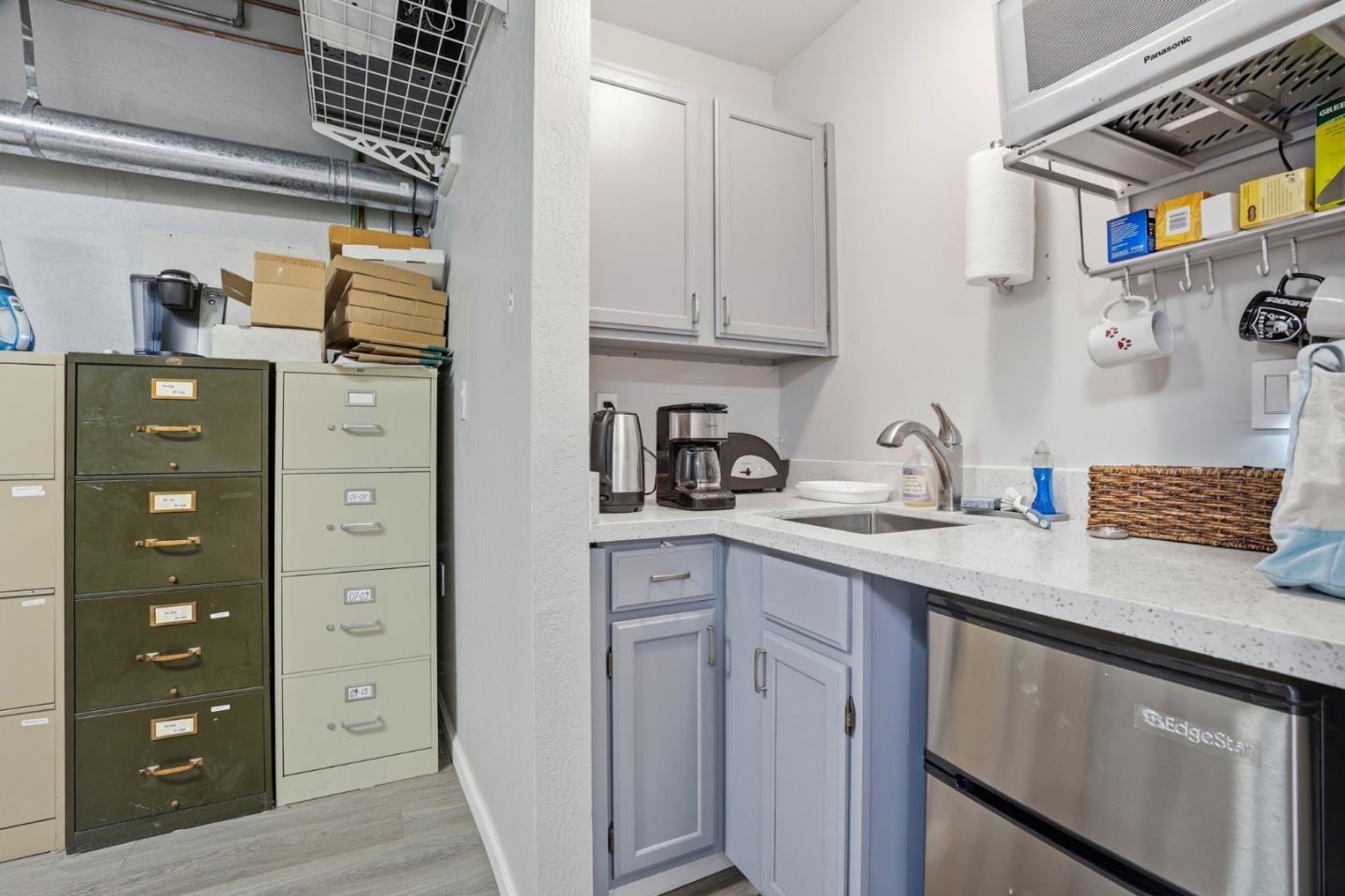 Detail Gallery Image 25 of 27 For 871 Woodside Way, San Mateo,  CA 94401 - – Beds | – Baths