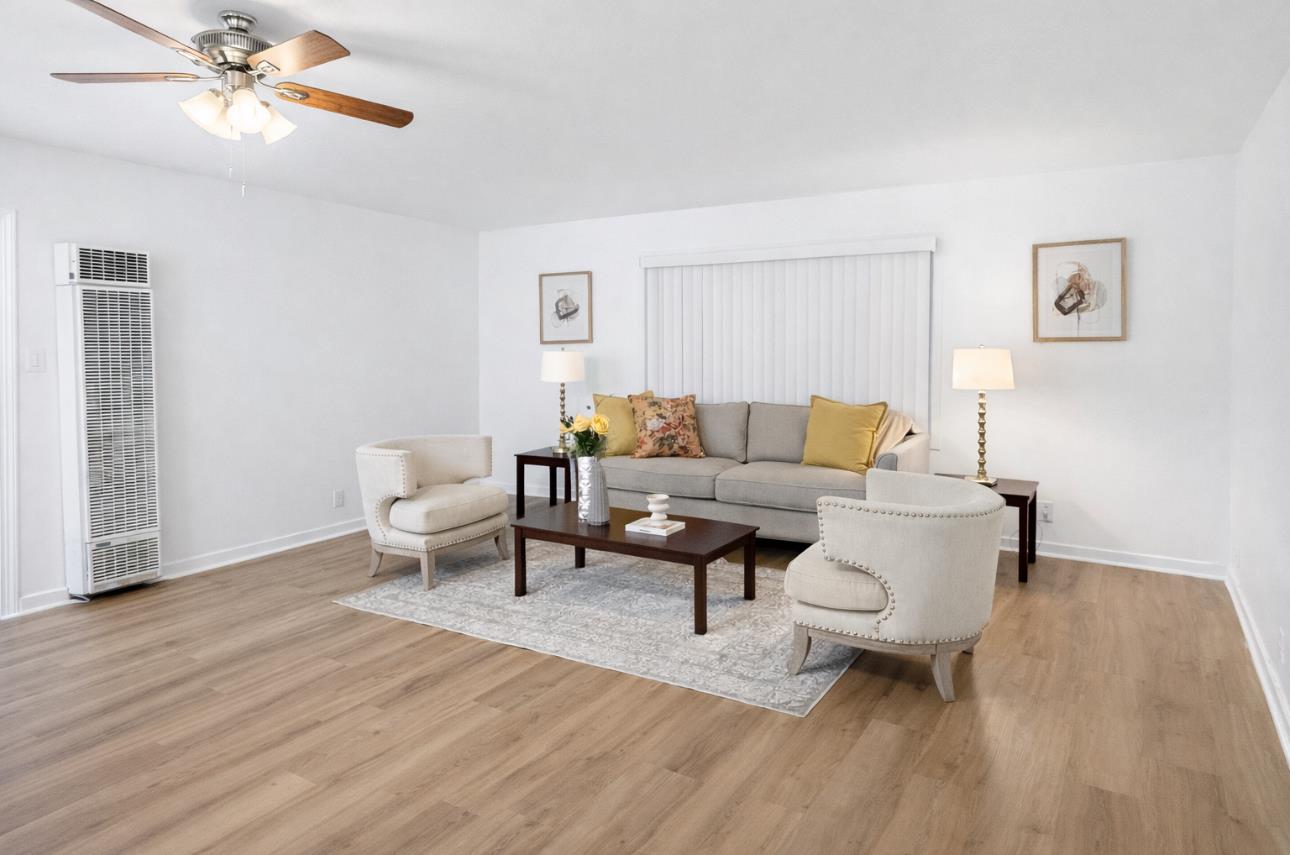 Detail Gallery Image 5 of 7 For 200 Line St, Hollister,  CA 95023 - 2 Beds | 1 Baths