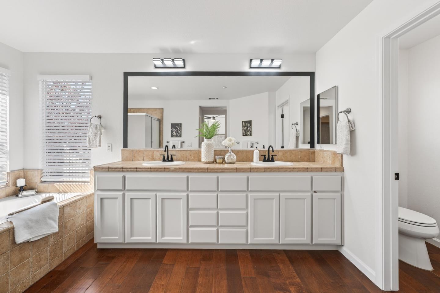 Detail Gallery Image 43 of 61 For 2498 Turnberry Ct, Brentwood,  CA 94513 - 5 Beds | 4 Baths