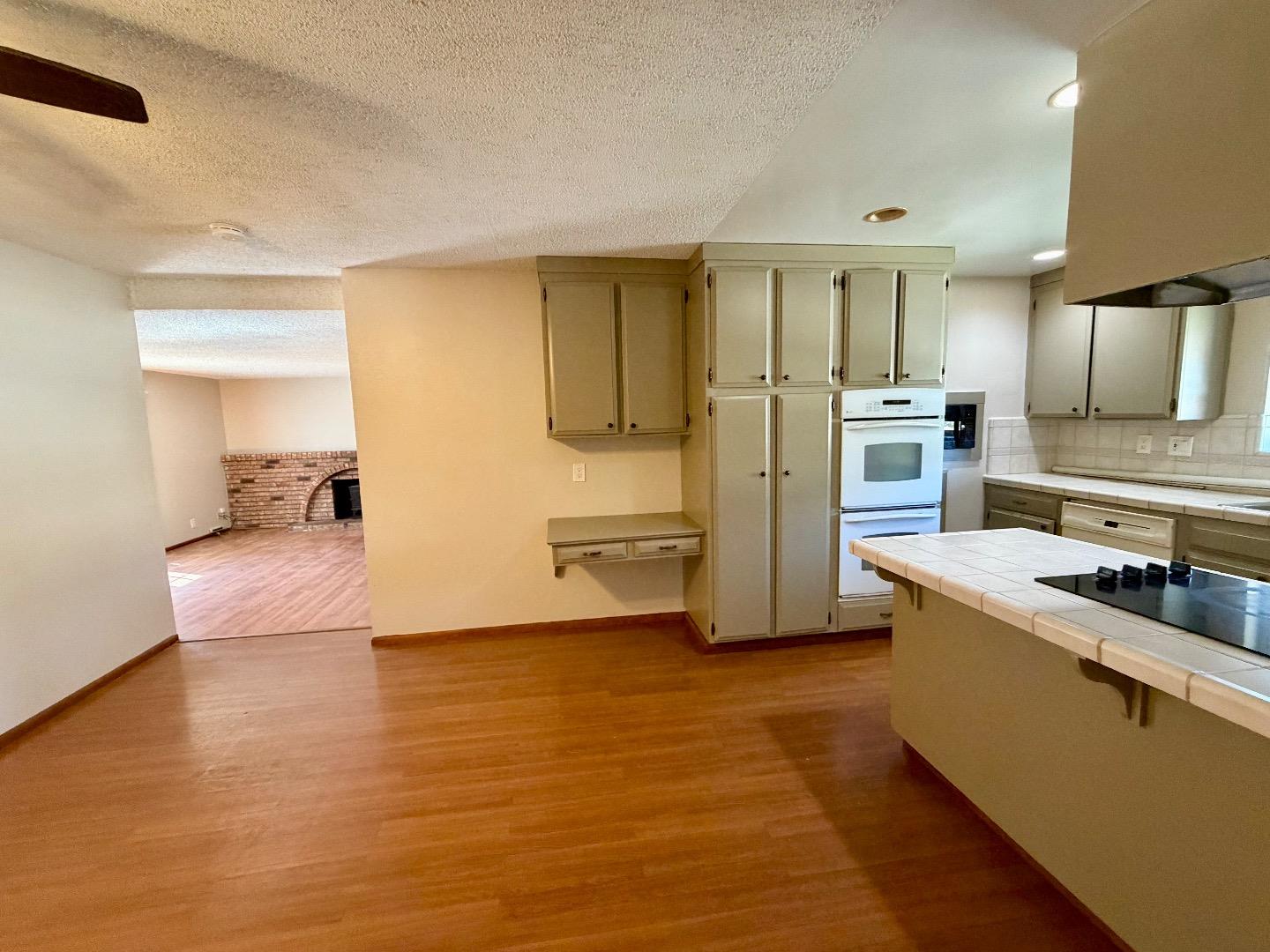 Detail Gallery Image 17 of 19 For 478 Churchill Park Dr, San Jose,  CA 95136 - 4 Beds | 2 Baths