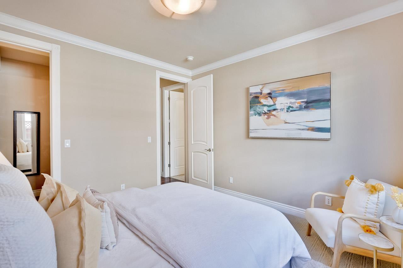 Detail Gallery Image 27 of 68 For 10411 Glencoe Dr, Cupertino,  CA 95014 - 5 Beds | 3/1 Baths