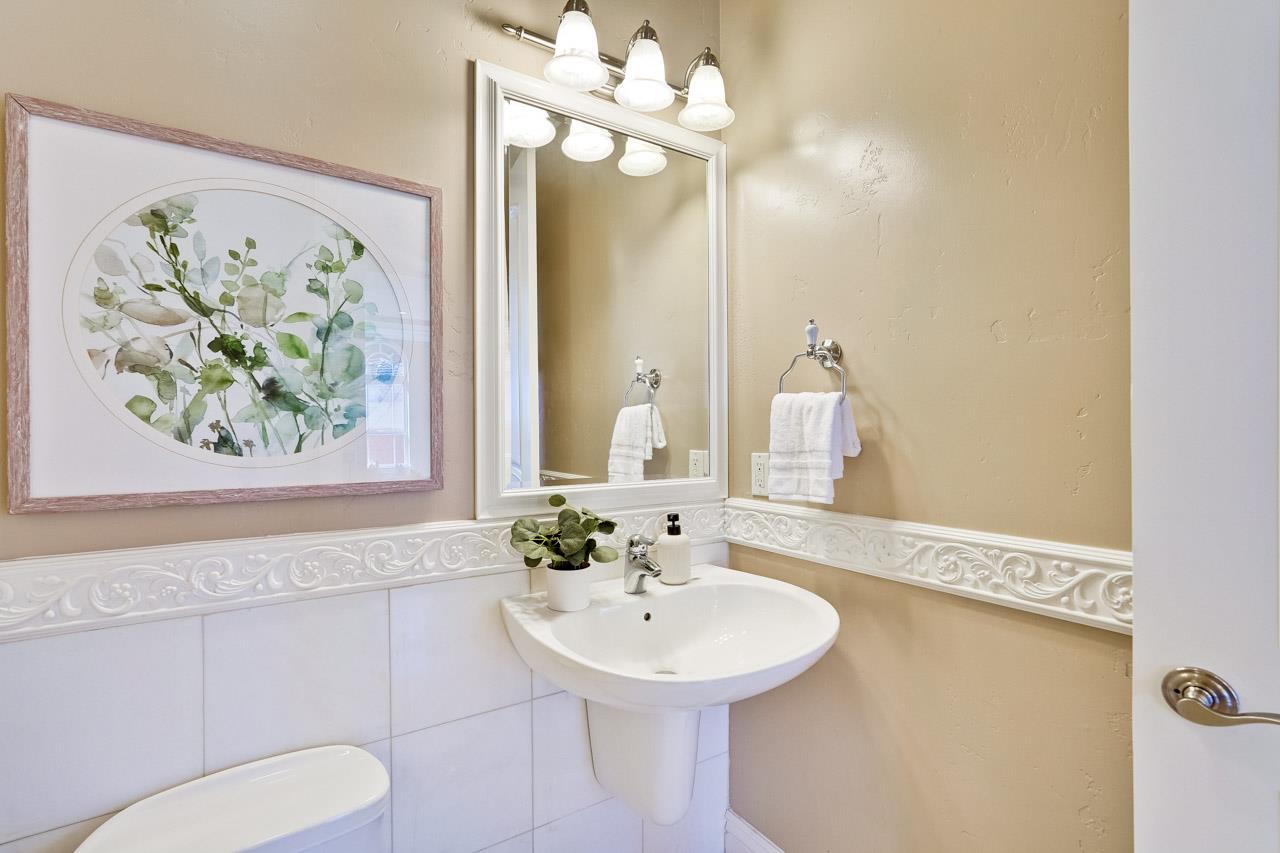 Detail Gallery Image 32 of 68 For 10411 Glencoe Dr, Cupertino,  CA 95014 - 5 Beds | 3/1 Baths