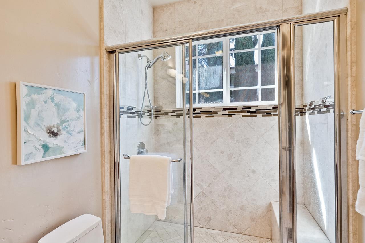 Detail Gallery Image 36 of 68 For 10411 Glencoe Dr, Cupertino,  CA 95014 - 5 Beds | 3/1 Baths