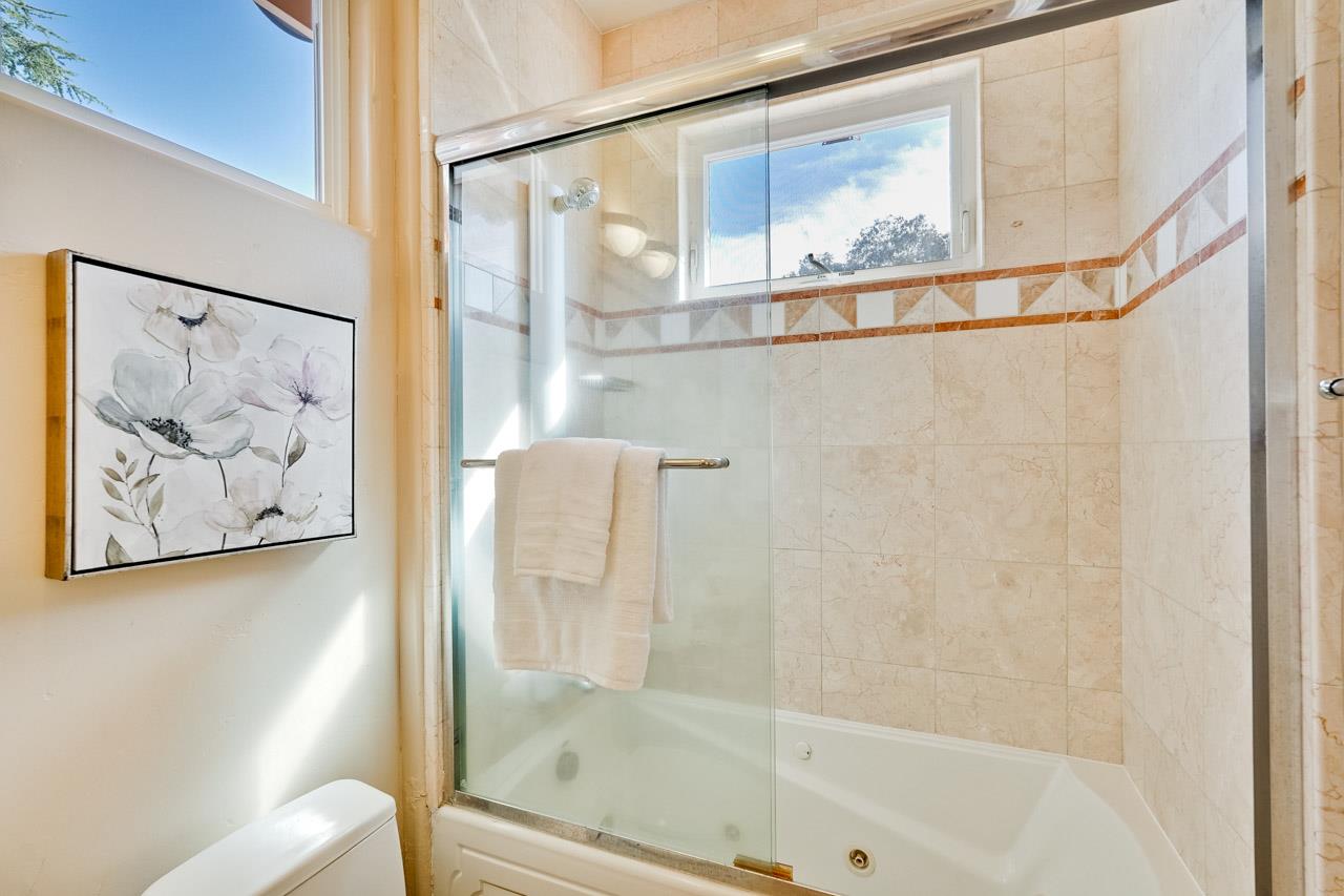 Detail Gallery Image 46 of 68 For 10411 Glencoe Dr, Cupertino,  CA 95014 - 5 Beds | 3/1 Baths