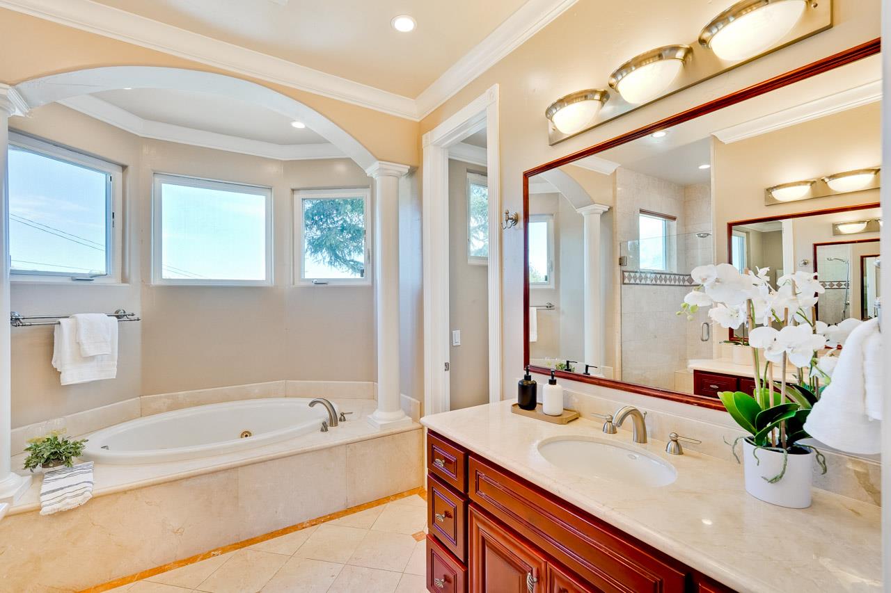Detail Gallery Image 55 of 68 For 10411 Glencoe Dr, Cupertino,  CA 95014 - 5 Beds | 3/1 Baths
