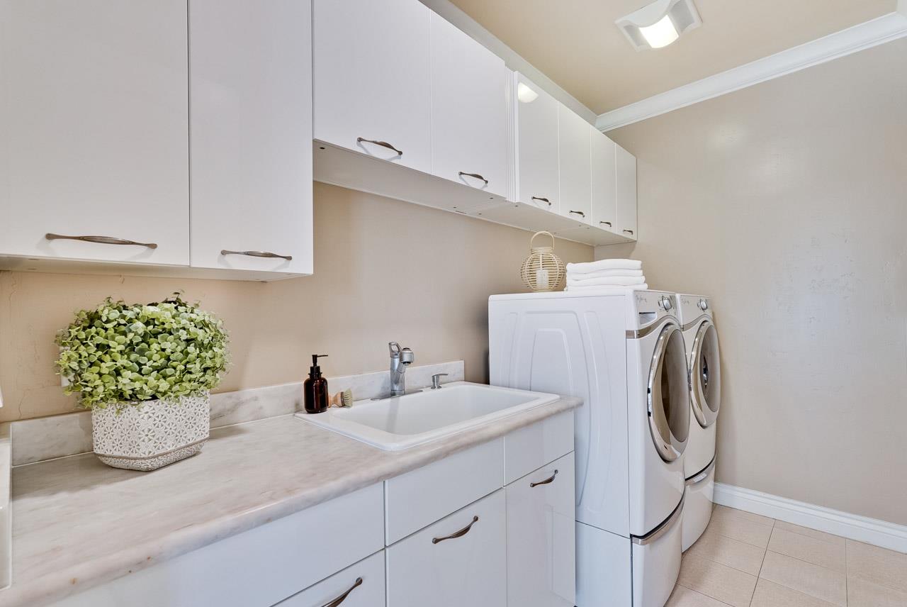 Detail Gallery Image 59 of 68 For 10411 Glencoe Dr, Cupertino,  CA 95014 - 5 Beds | 3/1 Baths