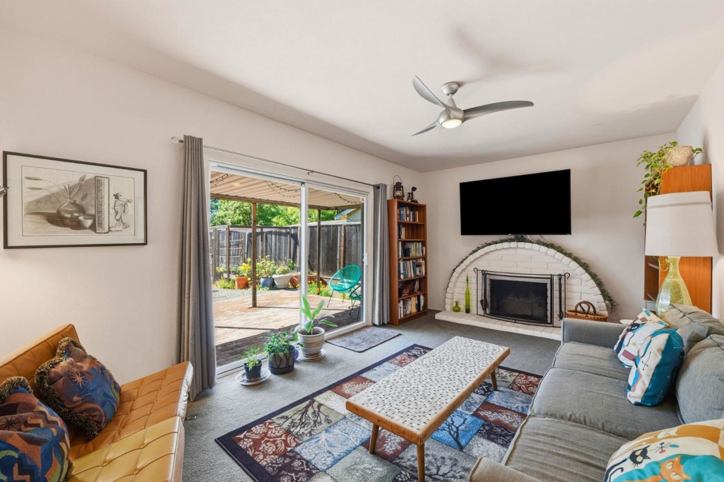 Detail Gallery Image 11 of 30 For 6225 Gunter Way, San Jose,  CA 95123 - 3 Beds | 2 Baths