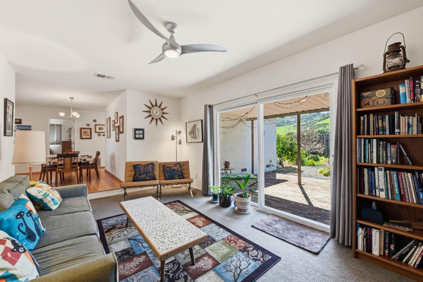 Detail Gallery Image 13 of 30 For 6225 Gunter Way, San Jose,  CA 95123 - 3 Beds | 2 Baths