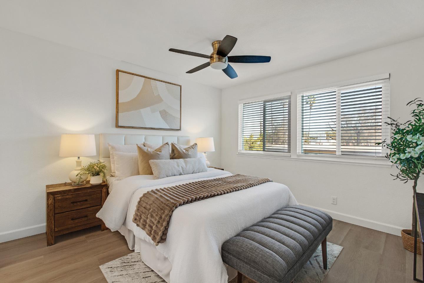 Detail Gallery Image 14 of 30 For 452 Coyote Creek Cir, San Jose,  CA 95116 - 2 Beds | 2 Baths