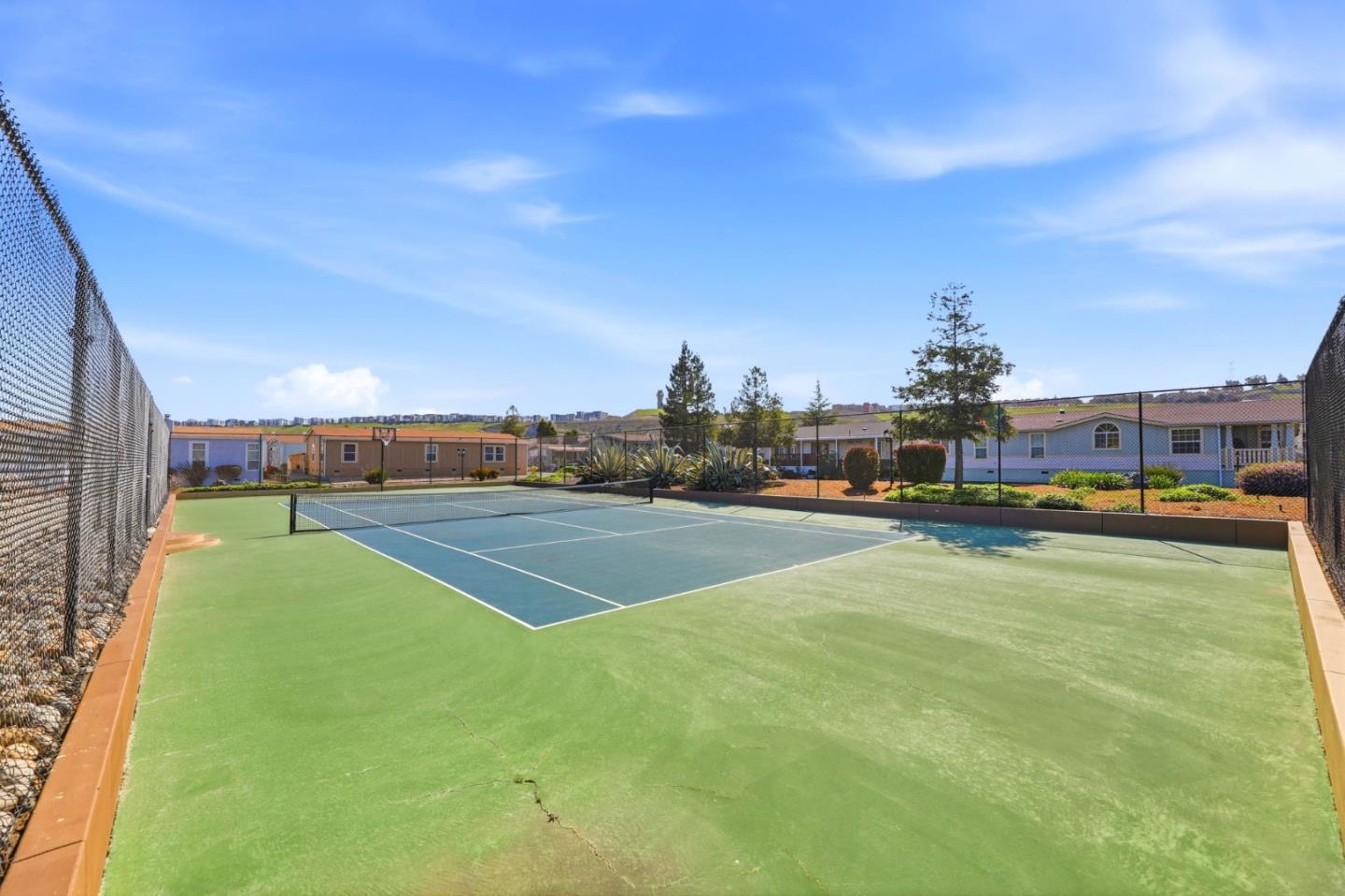 Detail Gallery Image 24 of 28 For 393 Chateau La Salle Dr #393,  San Jose,  CA 95111 - 3 Beds | 3 Baths