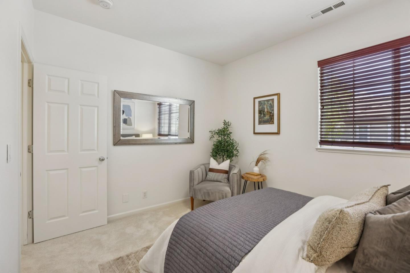 Detail Gallery Image 29 of 66 For 3866 Evangelho Cir, San Jose,  CA 95148 - 3 Beds | 2/1 Baths