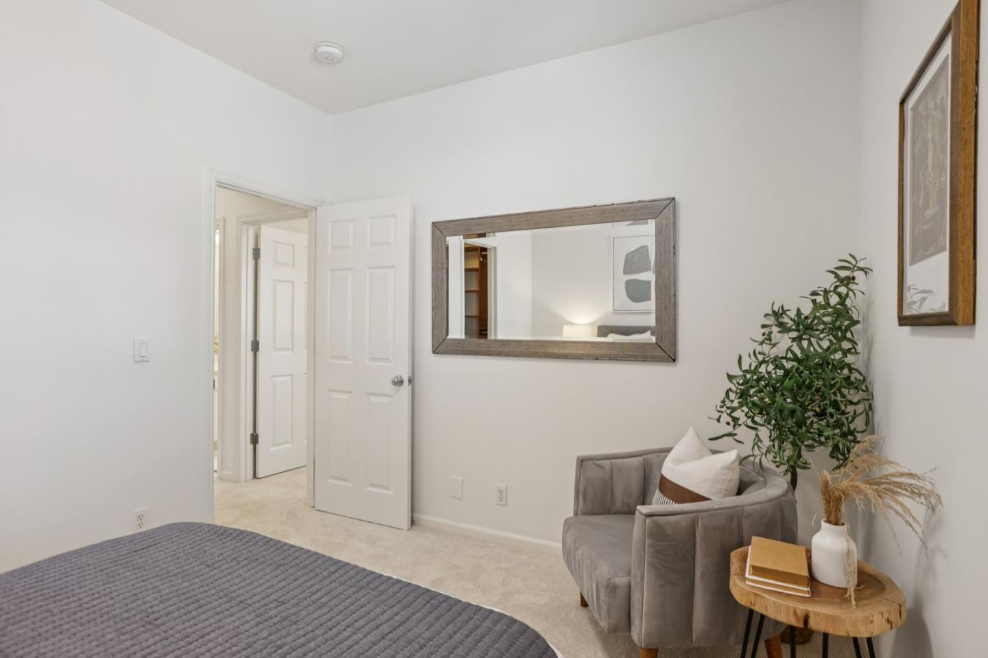 Detail Gallery Image 30 of 66 For 3866 Evangelho Cir, San Jose,  CA 95148 - 3 Beds | 2/1 Baths