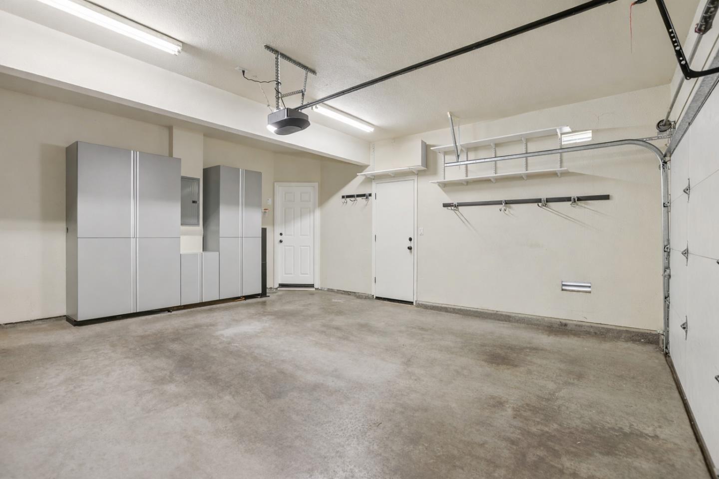 Detail Gallery Image 36 of 66 For 3866 Evangelho Cir, San Jose,  CA 95148 - 3 Beds | 2/1 Baths