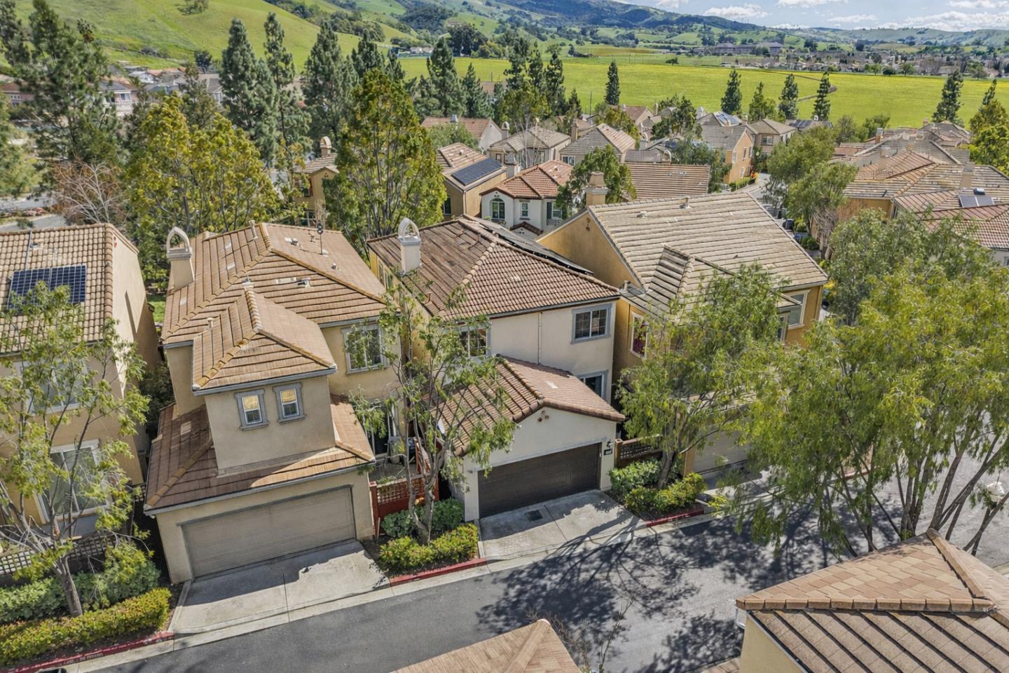 Detail Gallery Image 49 of 66 For 3866 Evangelho Cir, San Jose,  CA 95148 - 3 Beds | 2/1 Baths