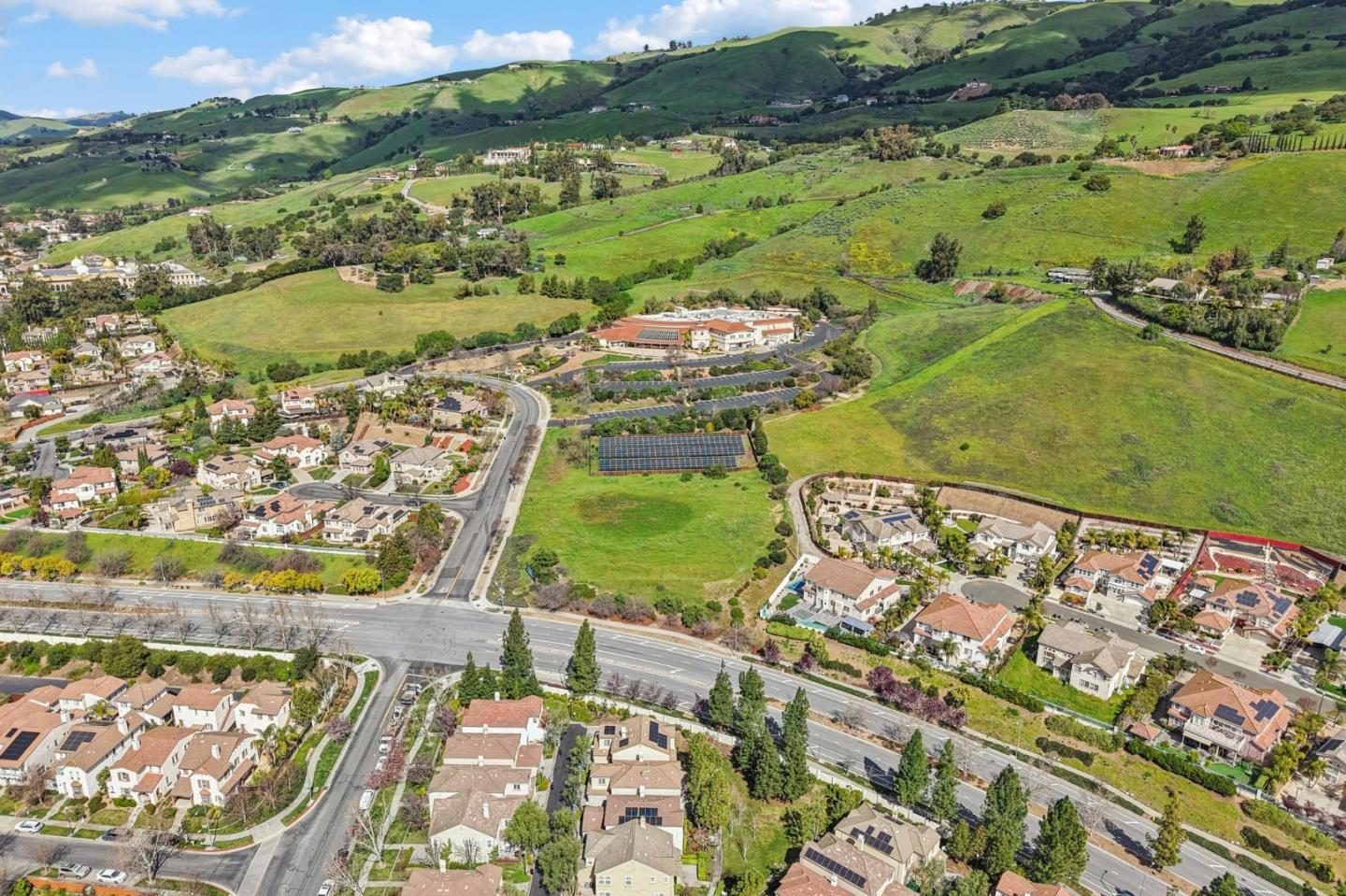 Detail Gallery Image 53 of 66 For 3866 Evangelho Cir, San Jose,  CA 95148 - 3 Beds | 2/1 Baths