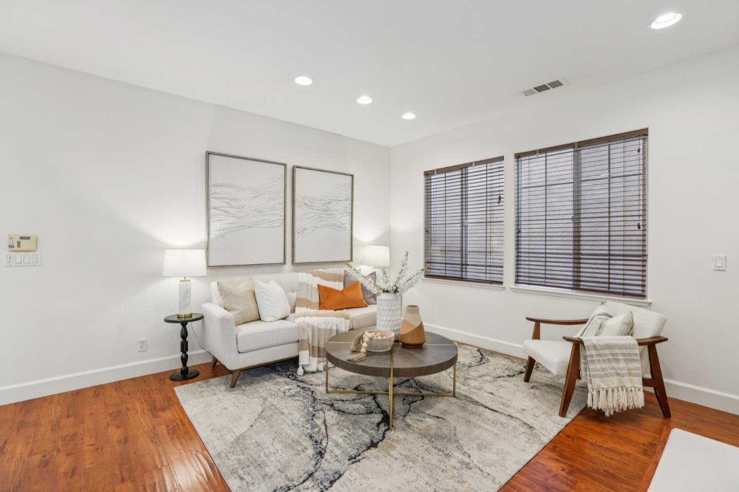 Detail Gallery Image 6 of 66 For 3866 Evangelho Cir, San Jose,  CA 95148 - 3 Beds | 2/1 Baths