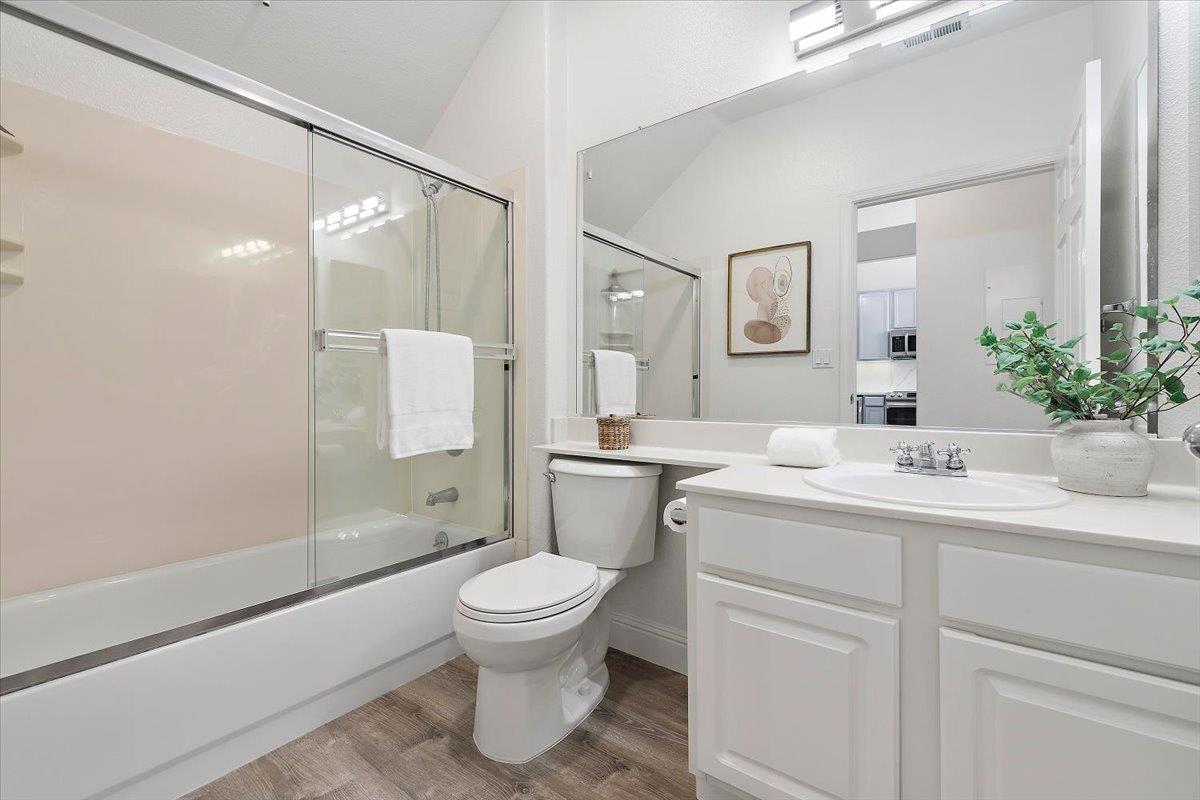 Detail Gallery Image 19 of 25 For 903 Sunrose Ter #310,  Sunnyvale,  CA 94086 - 2 Beds | 2 Baths