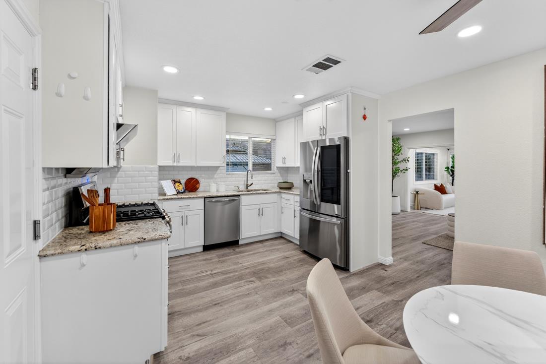 Detail Gallery Image 10 of 47 For 3217 Golf, San Jose,  CA 95127 - 3 Beds | 2 Baths