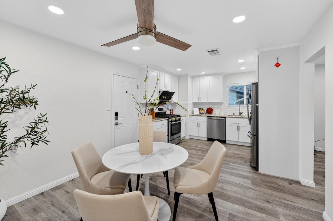 Detail Gallery Image 13 of 47 For 3217 Golf, San Jose,  CA 95127 - 3 Beds | 2 Baths