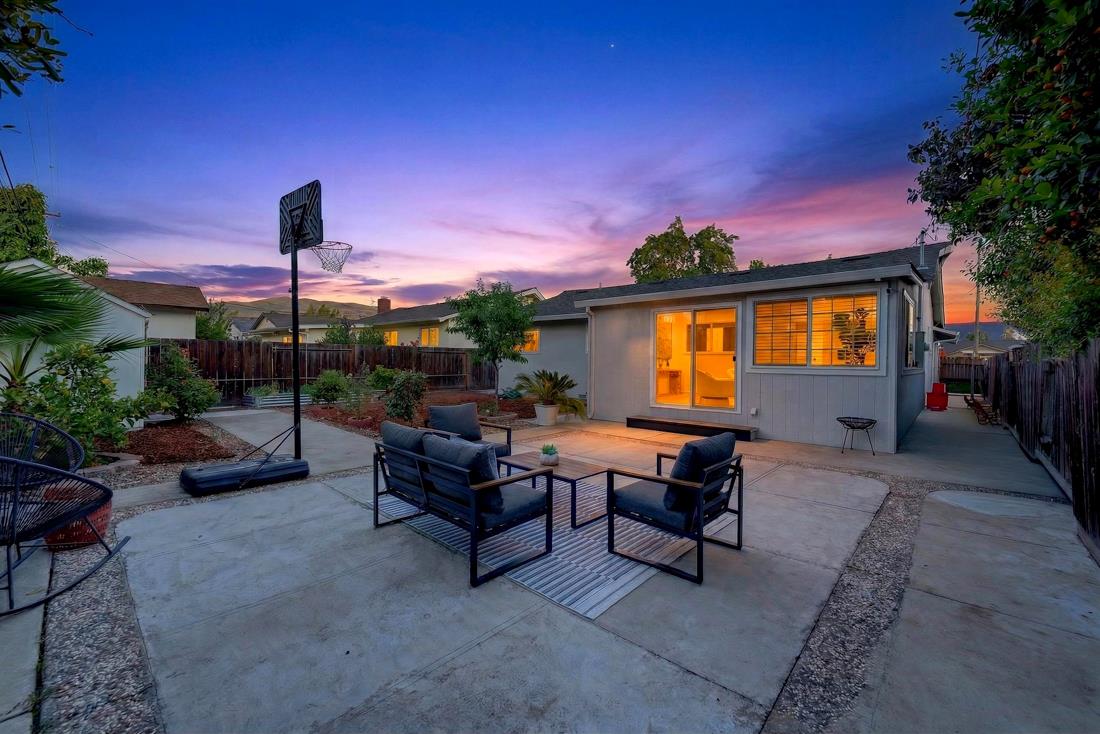 Detail Gallery Image 34 of 47 For 3217 Golf, San Jose,  CA 95127 - 3 Beds | 2 Baths