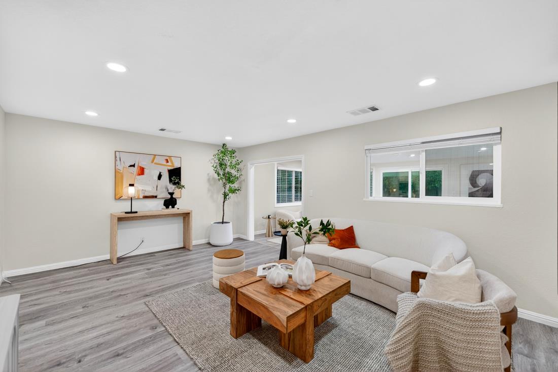 Detail Gallery Image 7 of 47 For 3217 Golf, San Jose,  CA 95127 - 3 Beds | 2 Baths