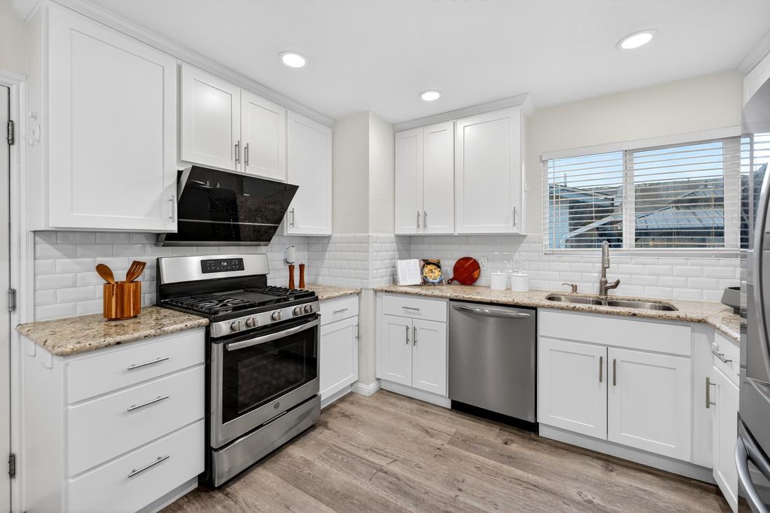 Detail Gallery Image 9 of 47 For 3217 Golf, San Jose,  CA 95127 - 3 Beds | 2 Baths