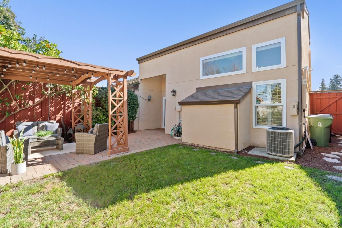 Detail Gallery Image 47 of 51 For 4009 San Francisco Ter, Fremont,  CA 94538 - 3 Beds | 2/1 Baths