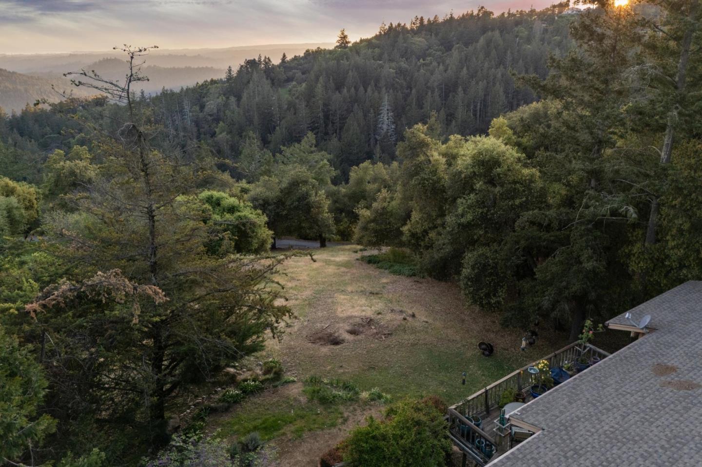 Detail Gallery Image 18 of 28 For 25967 Mar Vista Ct, Los Gatos,  CA 95033 - 3 Beds | 2 Baths