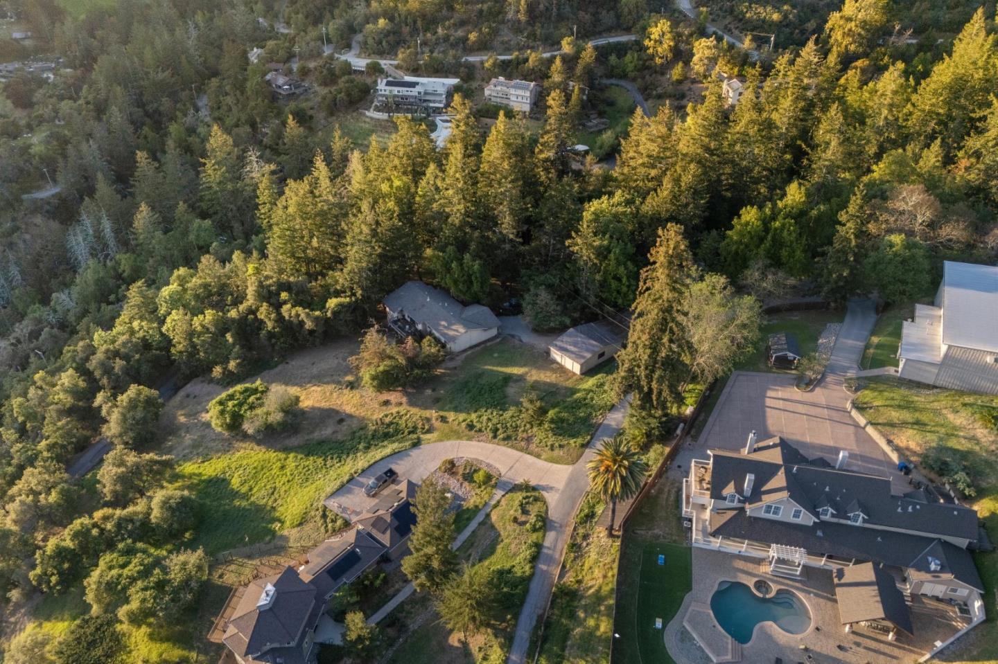 Detail Gallery Image 21 of 28 For 25967 Mar Vista Ct, Los Gatos,  CA 95033 - 3 Beds | 2 Baths