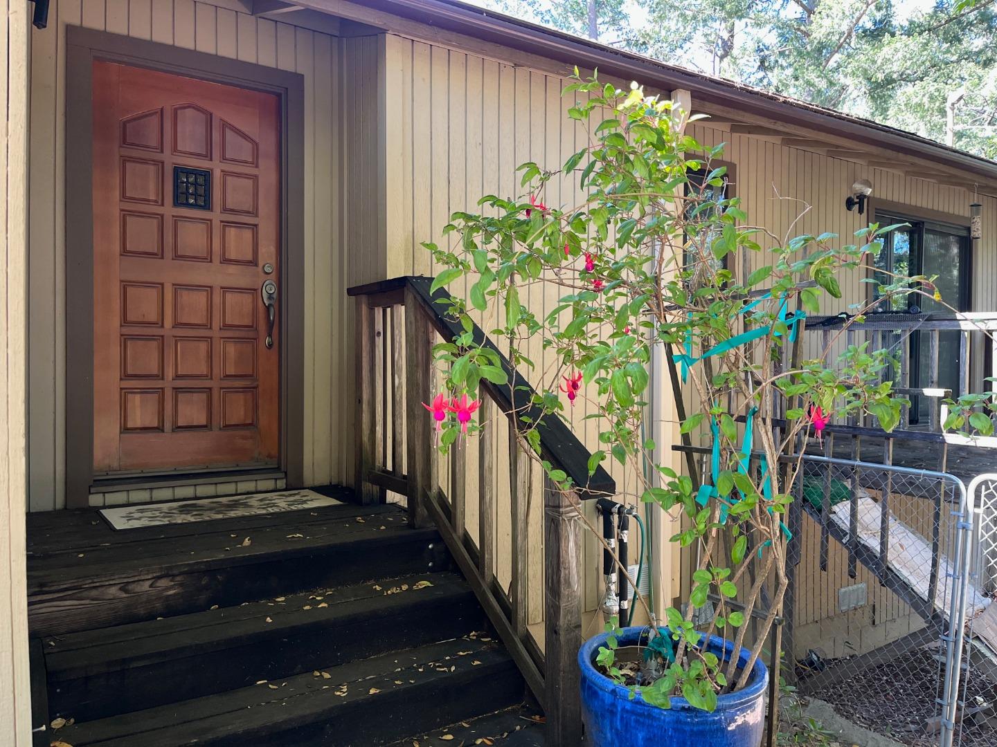 Detail Gallery Image 4 of 28 For 25967 Mar Vista Ct, Los Gatos,  CA 95033 - 3 Beds | 2 Baths