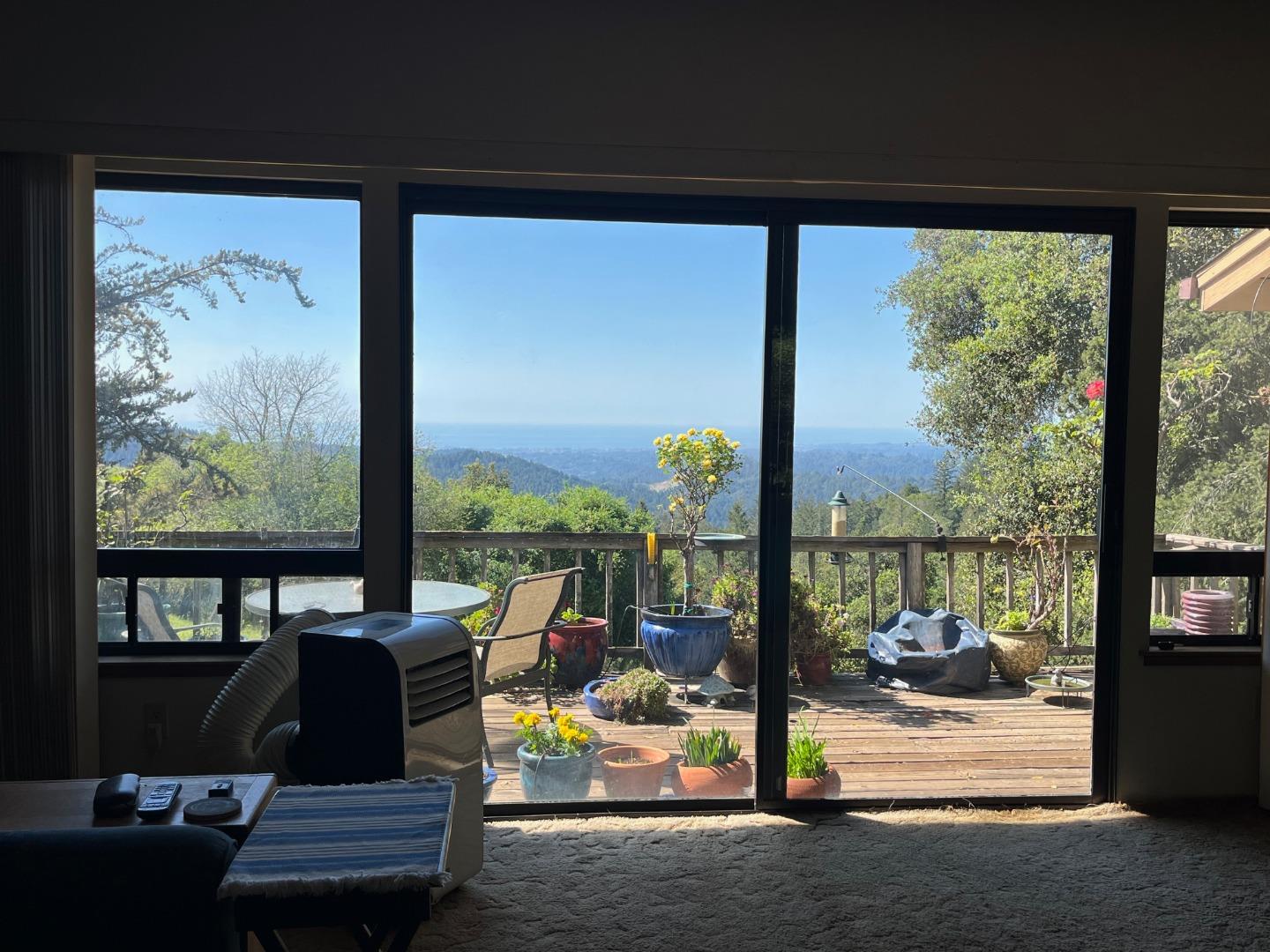 Detail Gallery Image 5 of 28 For 25967 Mar Vista Ct, Los Gatos,  CA 95033 - 3 Beds | 2 Baths