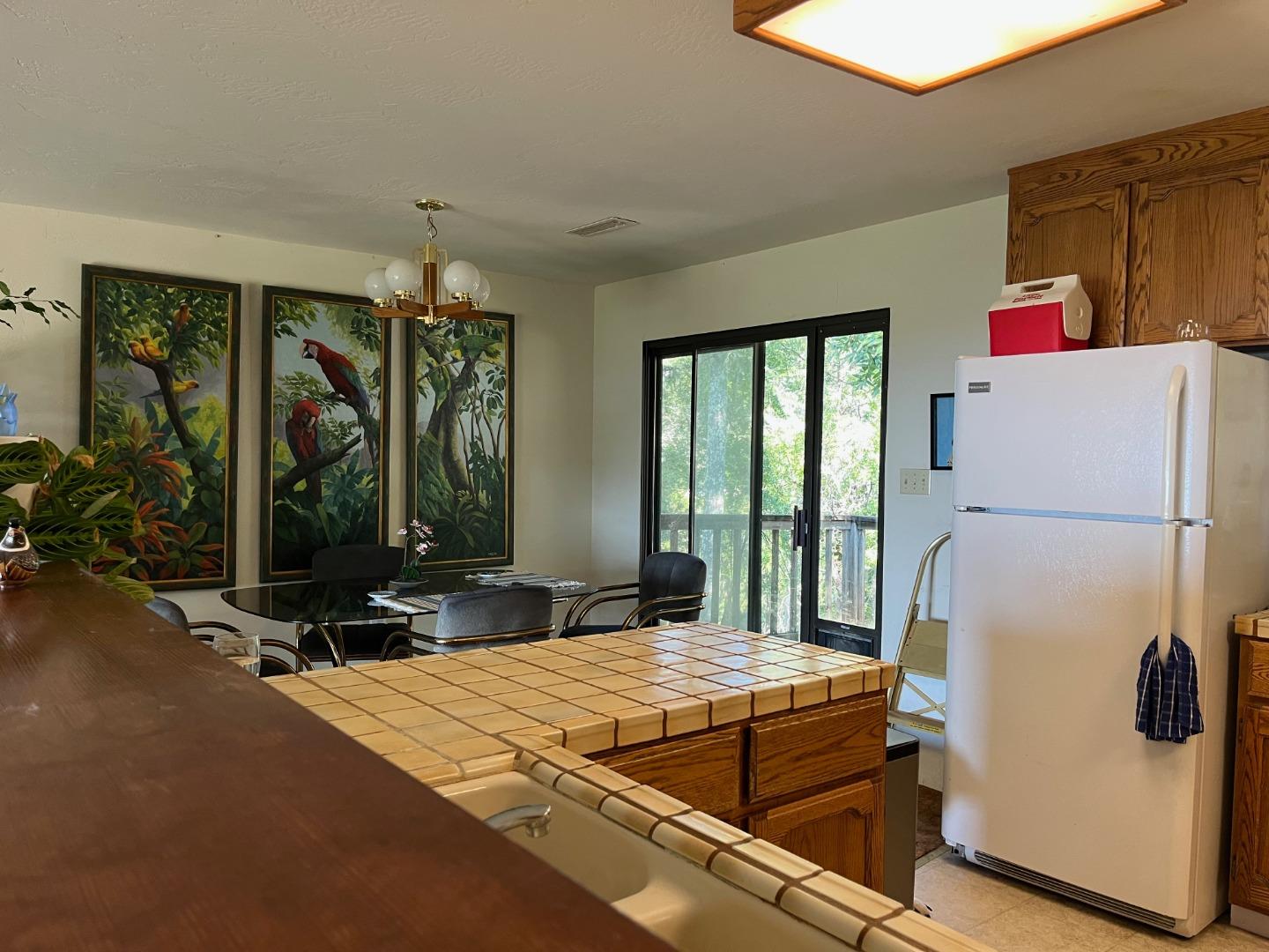 Detail Gallery Image 7 of 28 For 25967 Mar Vista Ct, Los Gatos,  CA 95033 - 3 Beds | 2 Baths