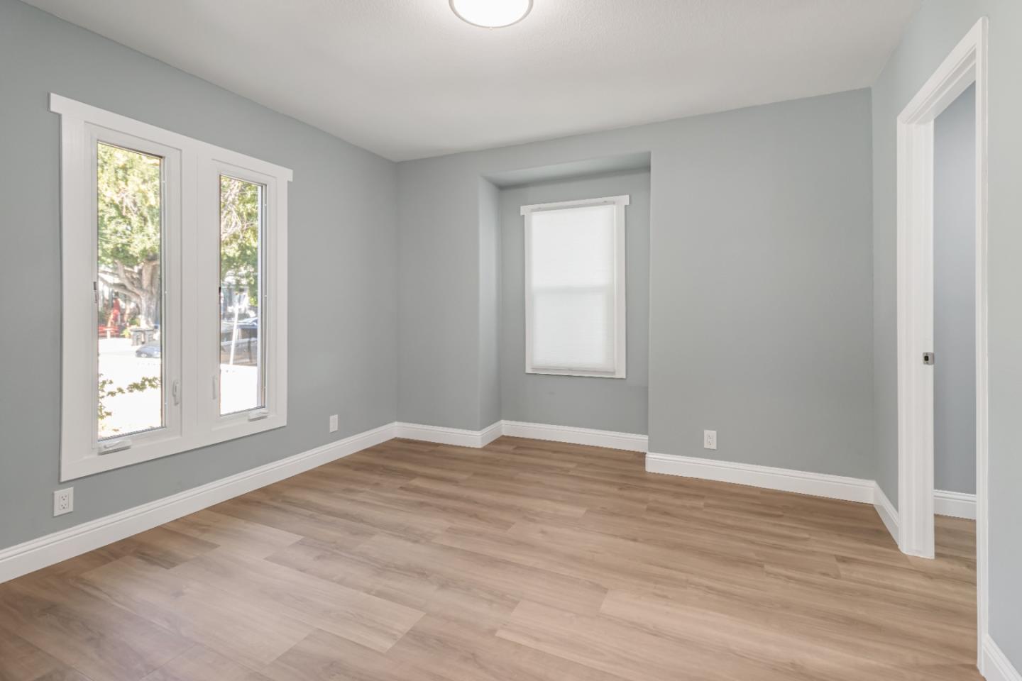 Detail Gallery Image 24 of 34 For 962 S 10th St, San Jose,  CA 95112 - 4 Beds | 2/1 Baths