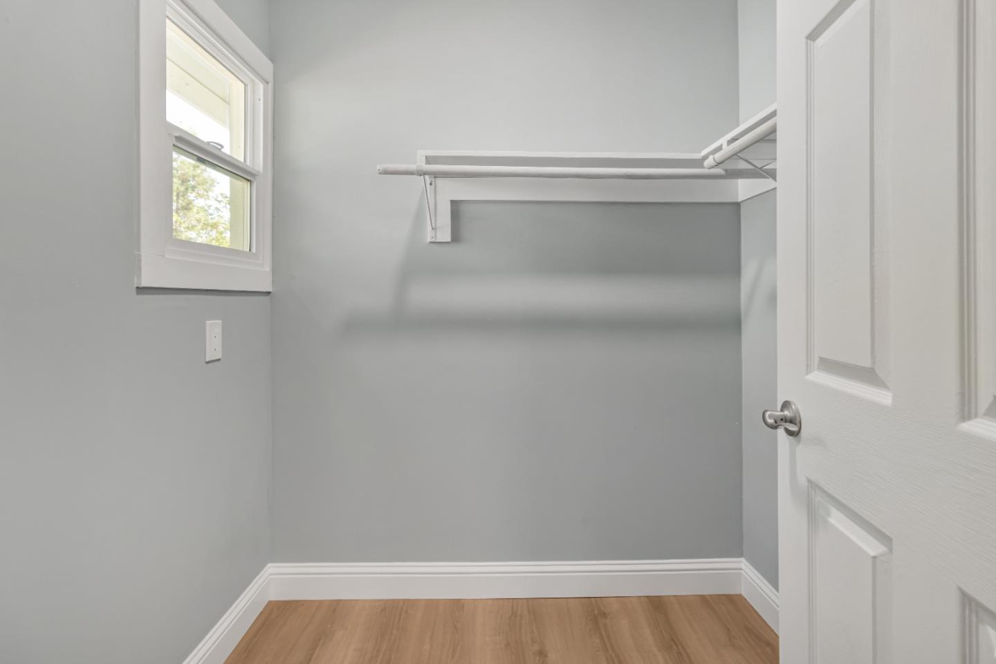 Detail Gallery Image 27 of 34 For 962 S 10th St, San Jose,  CA 95112 - 4 Beds | 2/1 Baths