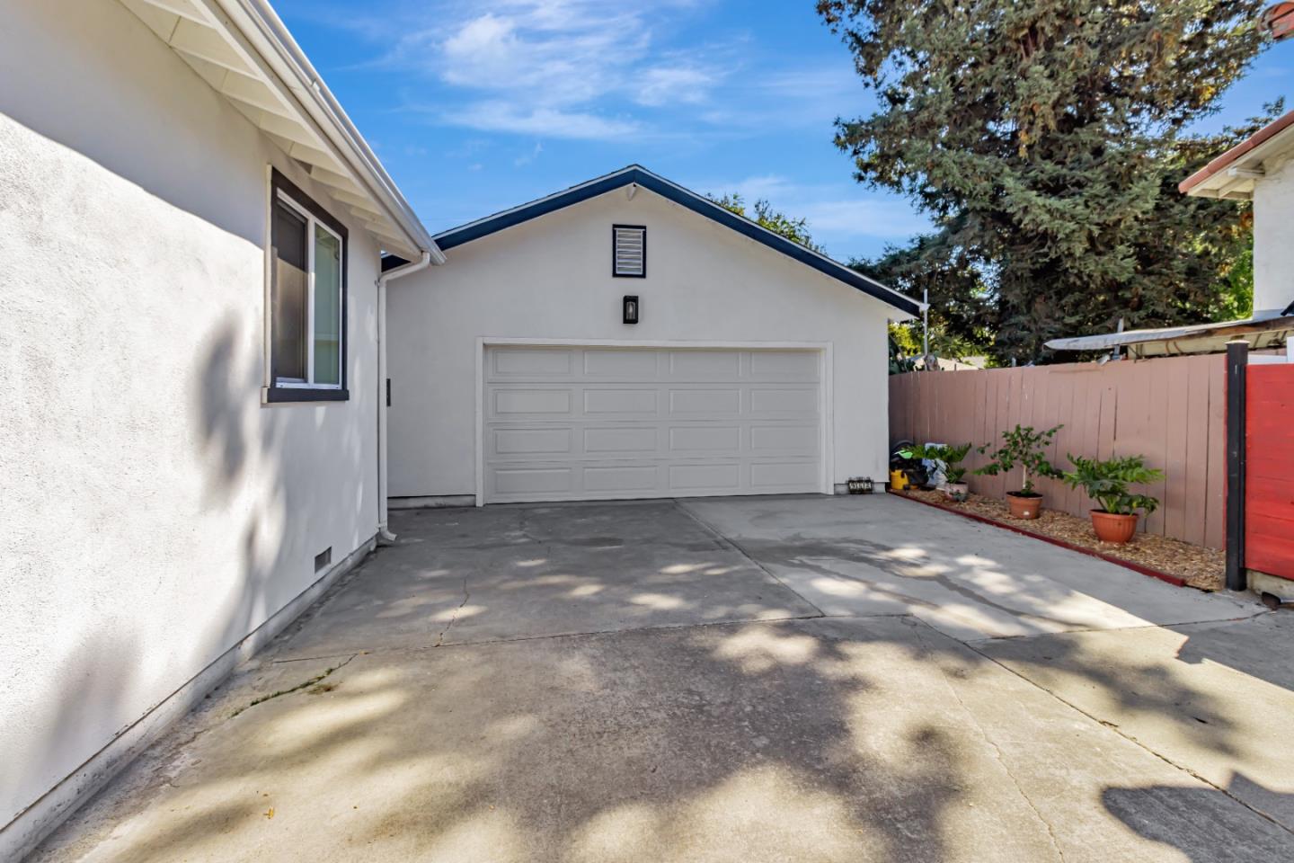 Detail Gallery Image 33 of 34 For 962 S 10th St, San Jose,  CA 95112 - 4 Beds | 2/1 Baths