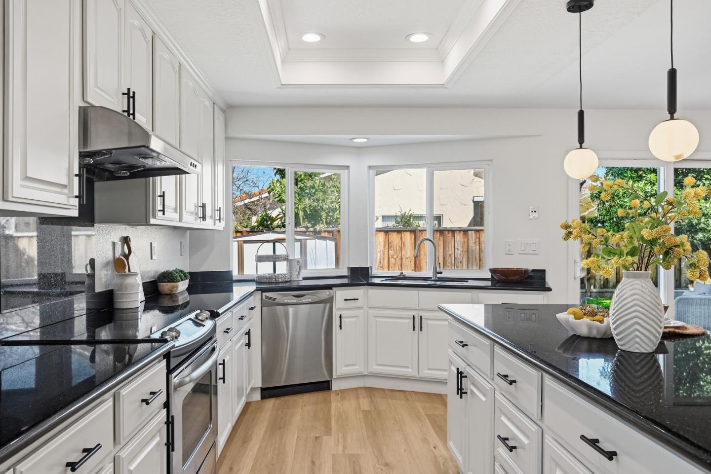 Detail Gallery Image 18 of 49 For 2854 Agua Vista Dr, San Jose,  CA 95132 - 4 Beds | 2 Baths