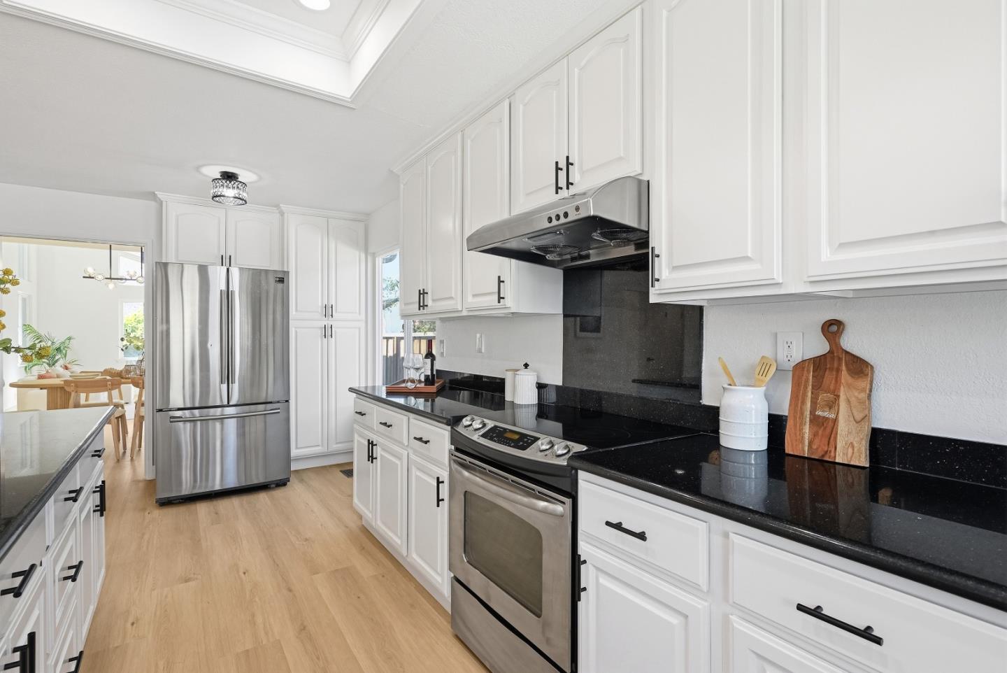 Detail Gallery Image 19 of 49 For 2854 Agua Vista Dr, San Jose,  CA 95132 - 4 Beds | 2 Baths