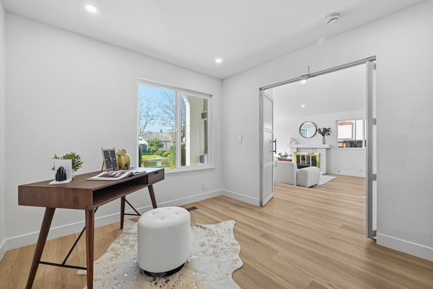 Detail Gallery Image 9 of 49 For 2854 Agua Vista Dr, San Jose,  CA 95132 - 4 Beds | 2 Baths